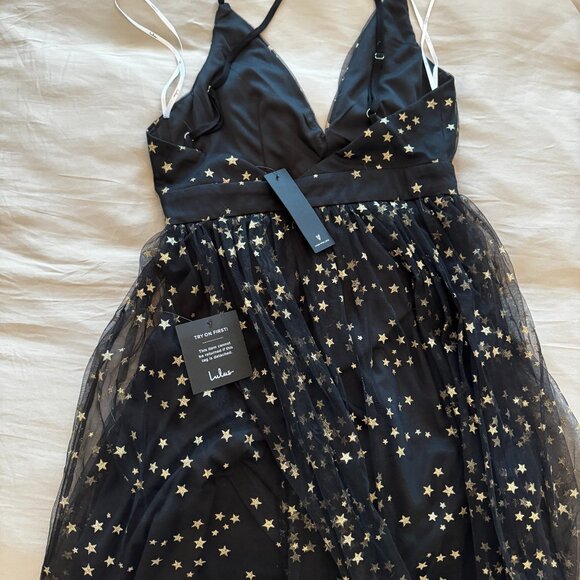Lulu's Gold and Black Star Print Skater Dress - Picture 3 of 3